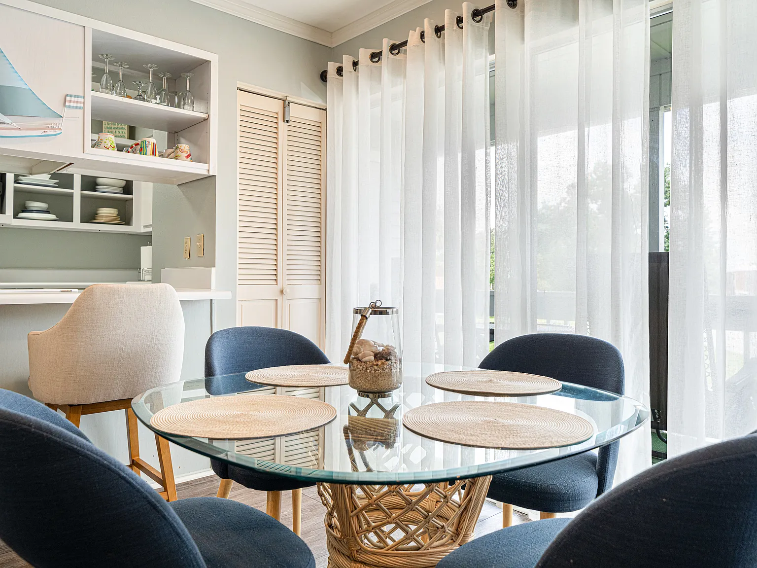 4000 Gulf Terrace Dr — Photo 3