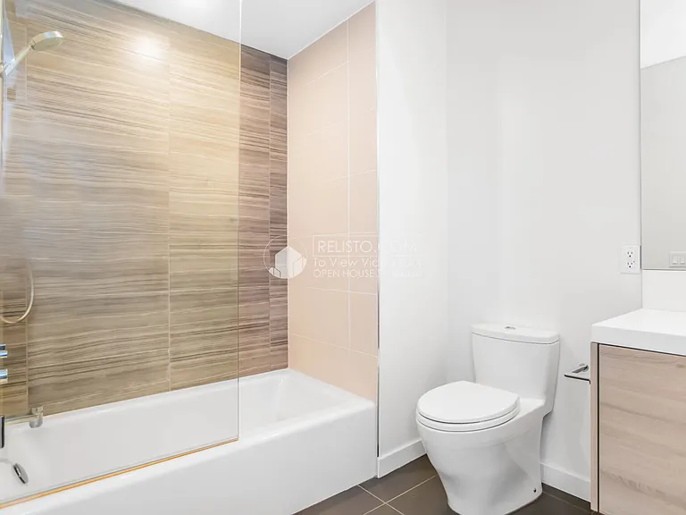 3590 20th St #201 — Photo 17