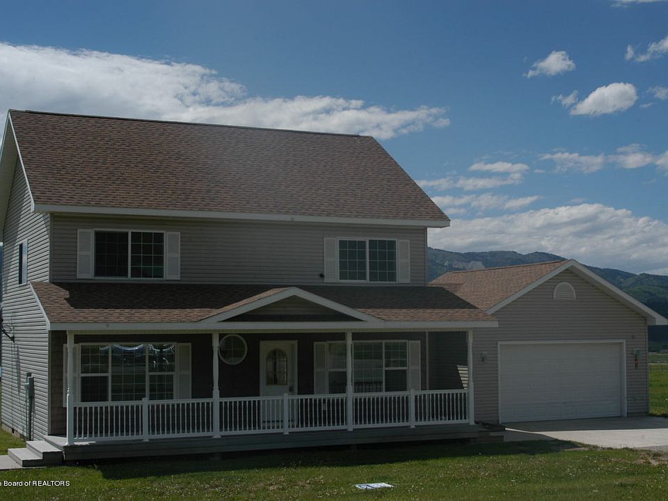1st image of 1412 Saddle Cir