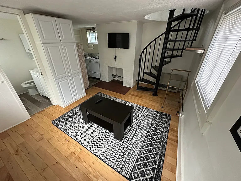 440 W Utica St #2 — Photo 10