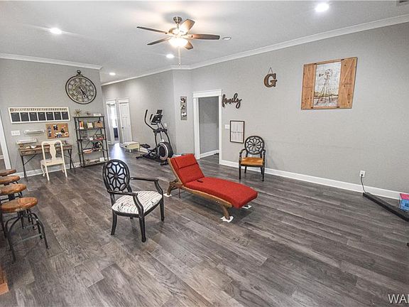 4th image of 1515 Belle Meade Blvd