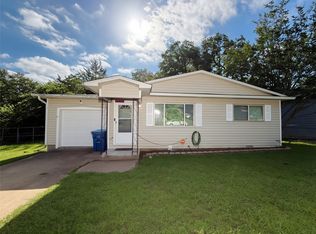 1200 Park Dr, Denison, TX 75020