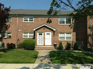 5629 175th Pl, Fresh Meadows, NY 11365