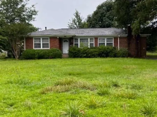 3901 Harwood Ave SW, Huntsville, AL 35805