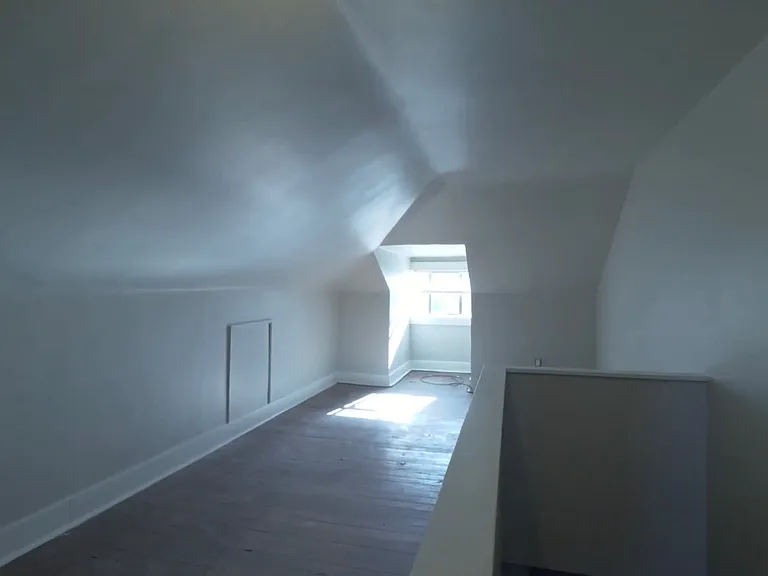 373 S Pacific Ave — Photo 11