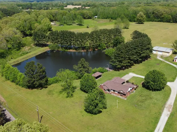 1855 Ebenezer Loop, Somerville, TN 38068