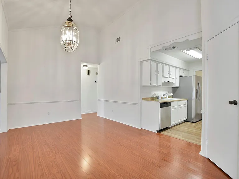 7619 Lemma Dr — Photo 15