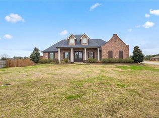 1463 Bluff Ridge Rd, Lake Charles, LA 70611