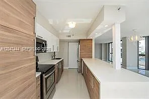 19195 NE 36th Ct #905 — Photo 23