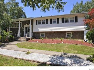 101 Connors Rd, Middletown, NY 10941