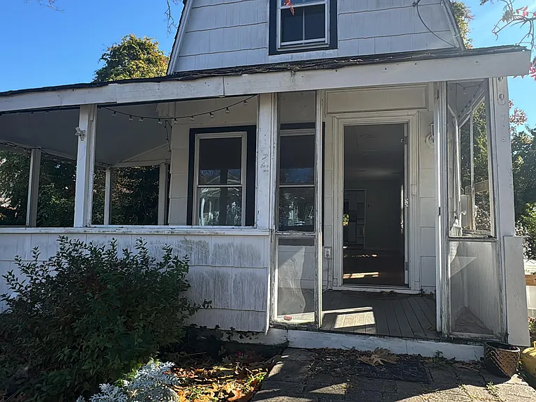 94 Longfellow Ave — Photo 13