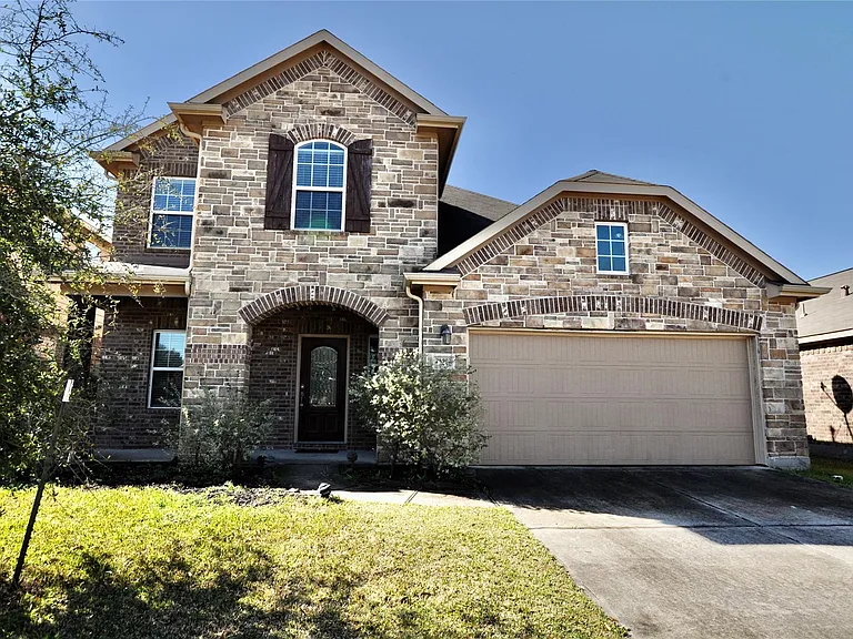 21502 Duke Alexander Dr — Photo 3