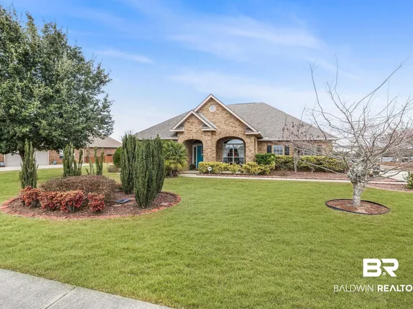 630 Royal Troon Cir, Gulf Shores, AL 36542