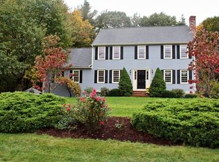20 Cobblestone Ln, Bridgewater, MA 02324