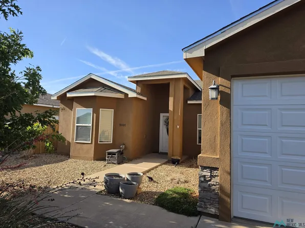 2001 Hali Ln, Clovis, NM 88101