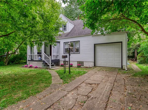 332 E Crain Ave, Kent, OH 44240