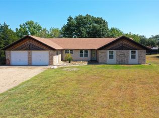 208 Juliet St, Teague, TX 75860