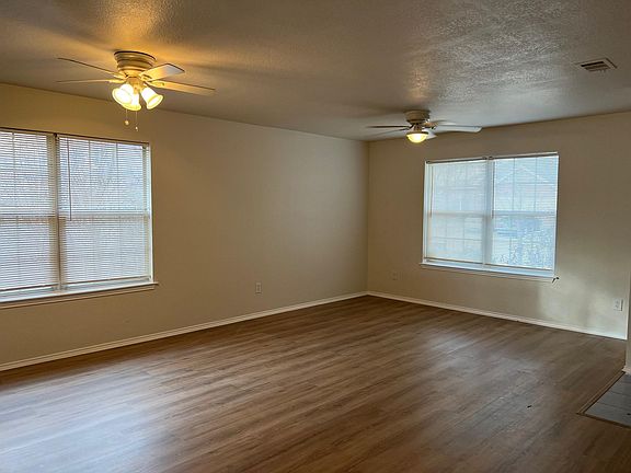 2nd image of 708 Richmond Dr