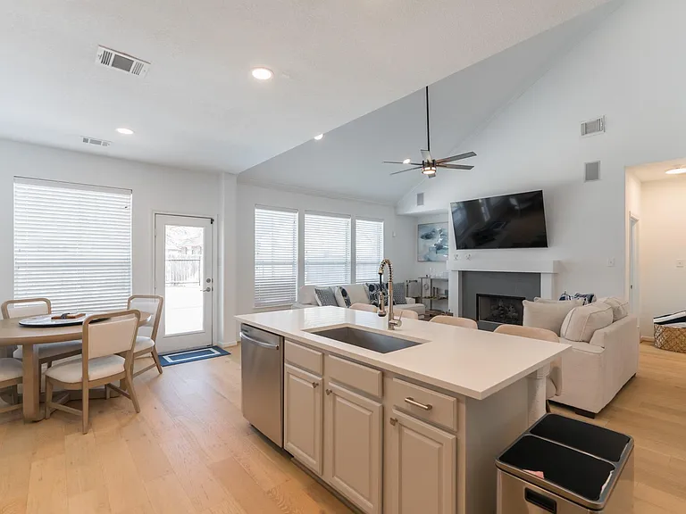 135 S Rocky Point Cir — Photo 11