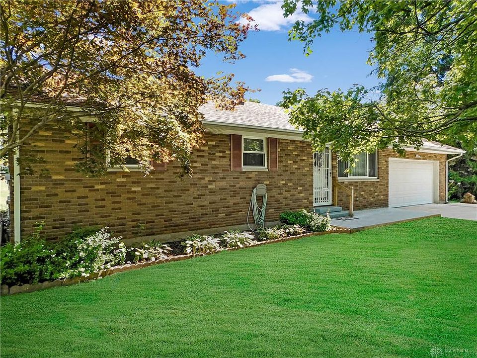 1st image of 8750 Meadowlark Dr