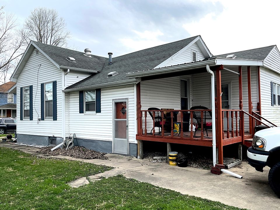 227 W North St, Roodhouse, IL 62082 Zillow