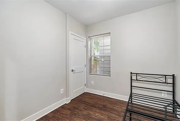 1241 Raum St NE #1 — Photo 15