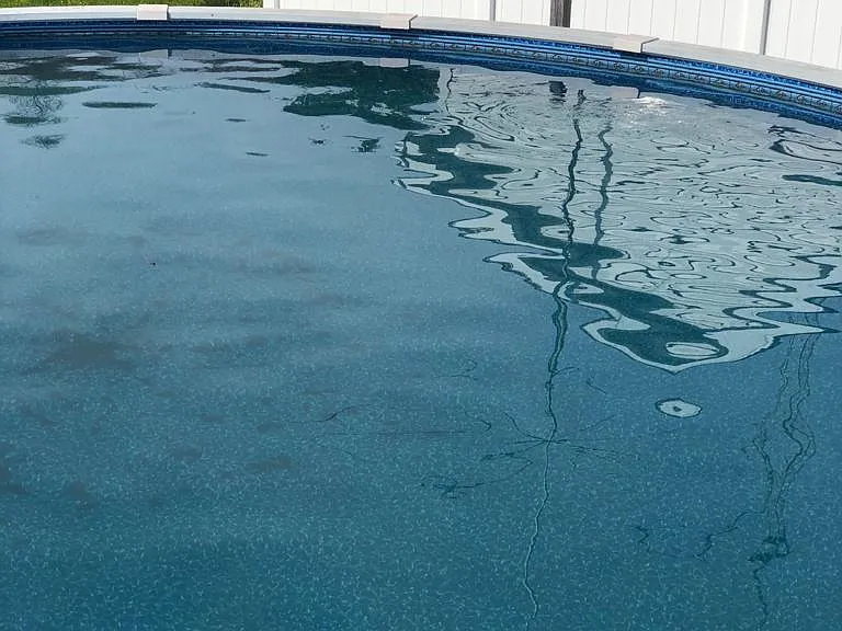 Above ground pool