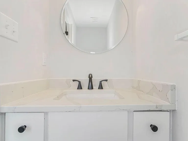 12110 W 79th Ter — Photo 13
