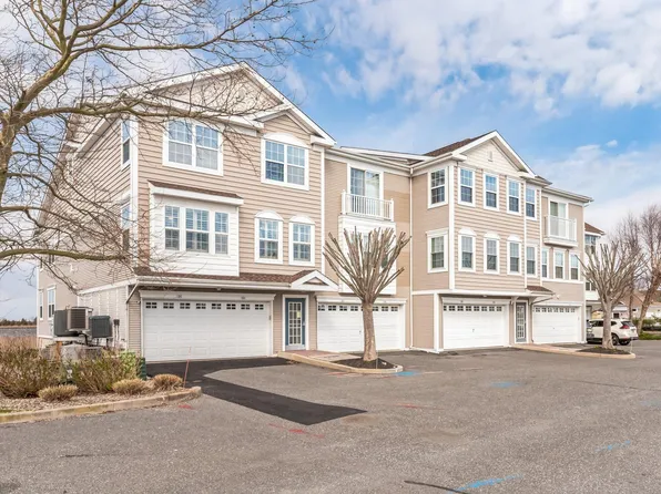 63 Dockside Dr #63, Somers Point, NJ 08244