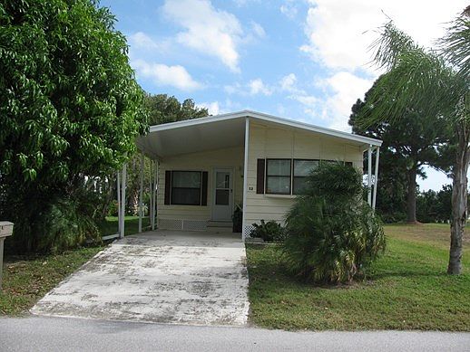 1st image of 52 Las Casitas