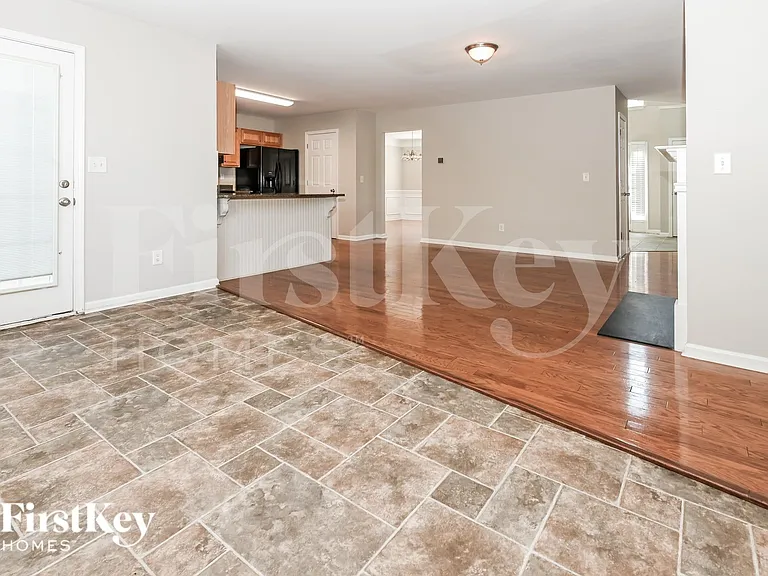 123 Elba Dr — Photo 6