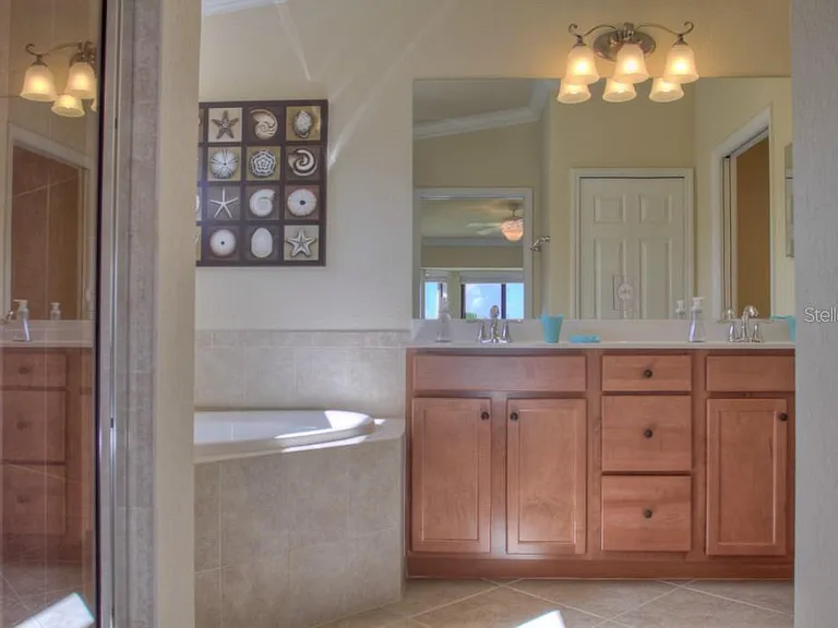 7305 River Hammock Dr #206 — Photo 17