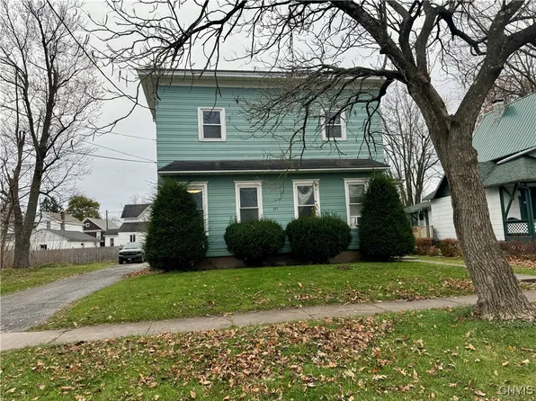 371 Washington Ave, Oneida, NY 13421
