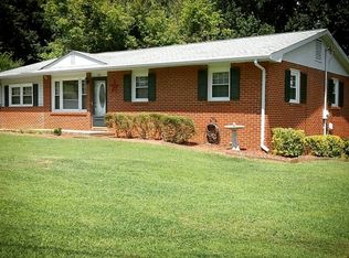 308 Lisa Ln, Piney Flats, TN 37686
