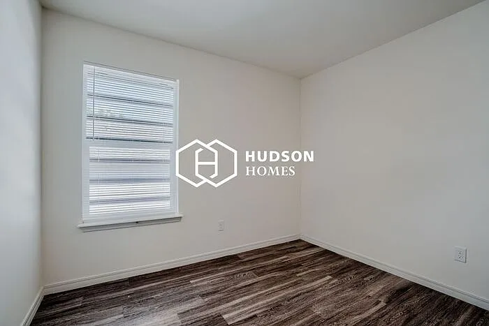 1112 NW 18th Ave — Photo 9