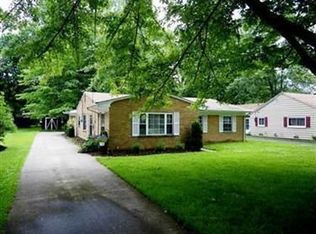 3047 Bradley Rd, Westlake, OH 44145