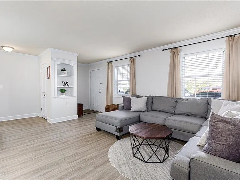 6900 Roswell Rd #3-E — Photo 9