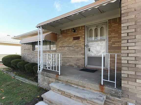 3rd image of 6773 Reid Dr