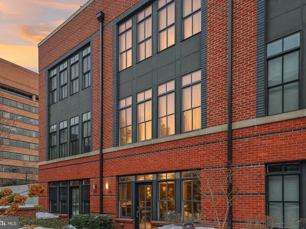 316 3rd St, Alexandria, VA 22314