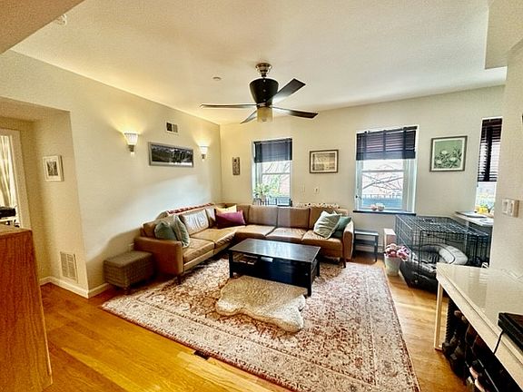 2nd image of 1 Fairfield Pl APT 2
