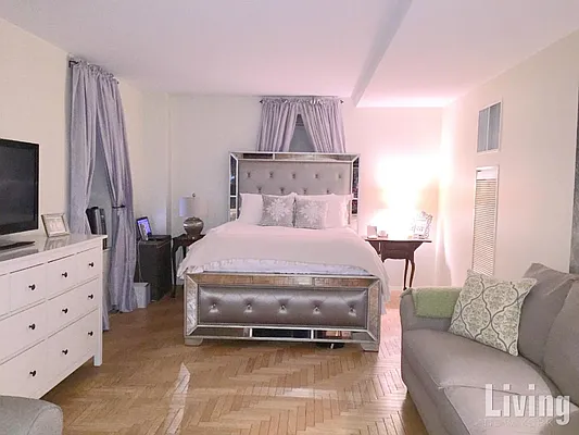 Rented by Living New York | media 11