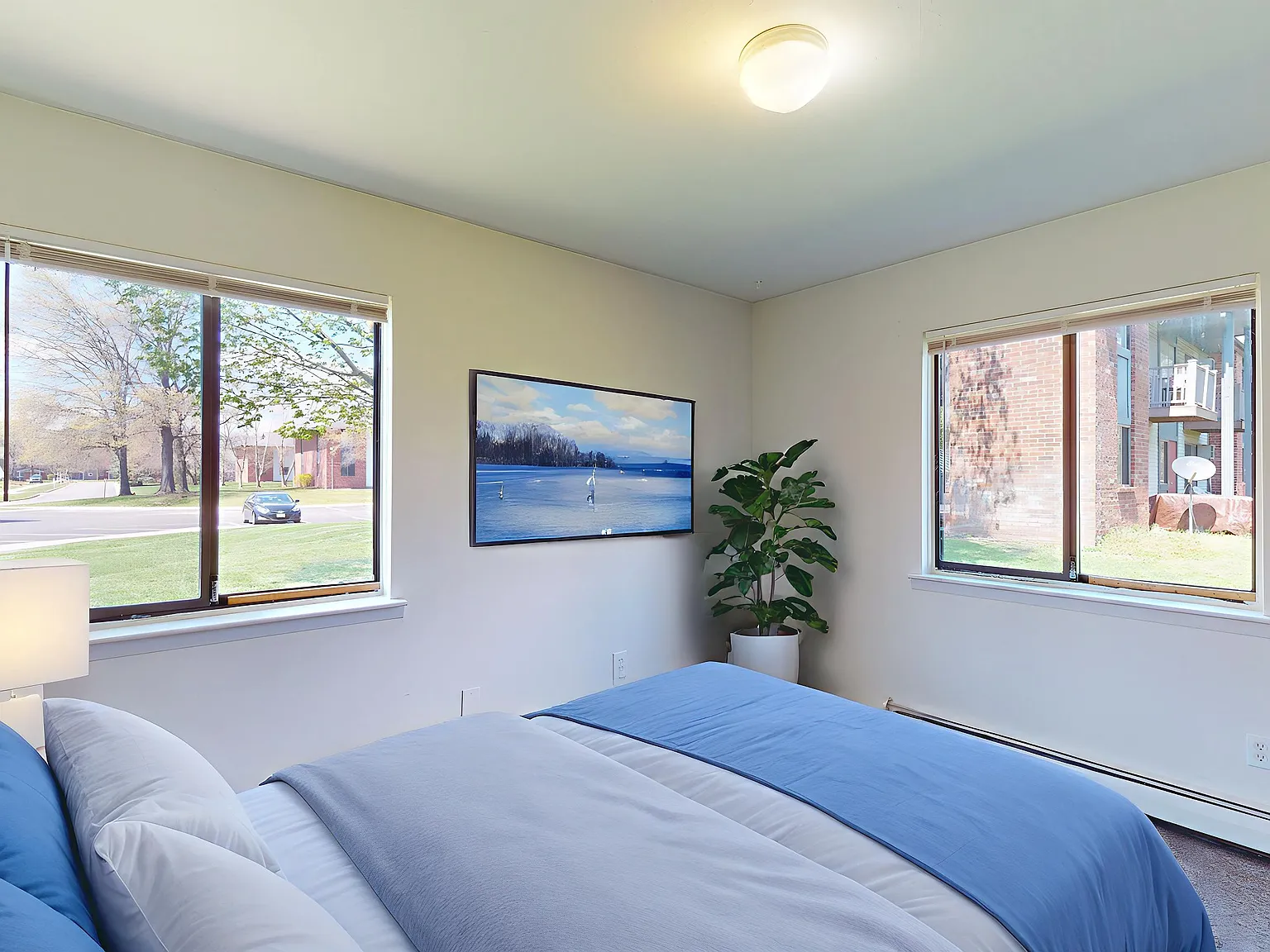 Mallard Cove Apartments — Photo 2