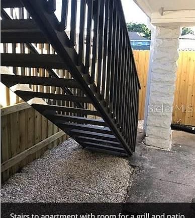 2nd image of 2715 1/2 2nd Ave S #2