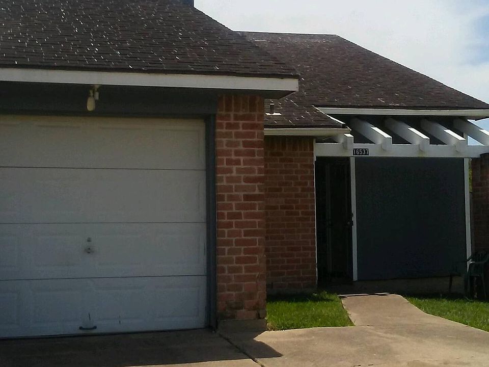 2nd image of 16537 Gold Ridge Ln