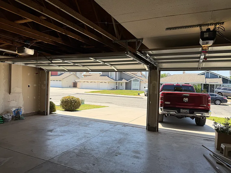 3142 W James St — Photo 22