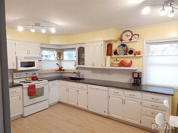 5th image of 112 W Wynnwood Dr
