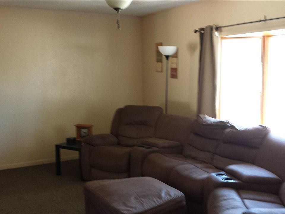 2nd image of 624 9th Ave