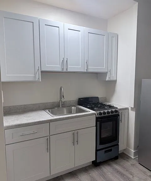 2400 W. Wilson — Photo 5