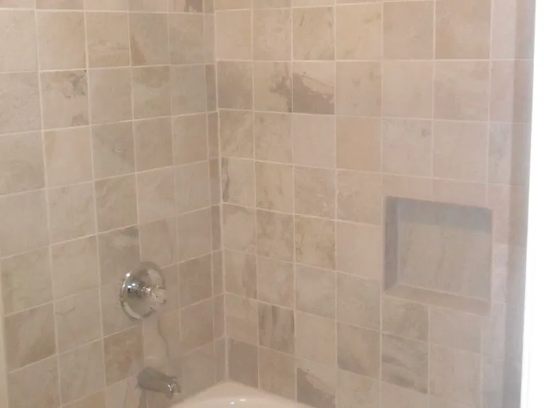 407 Daly St — Photo 17