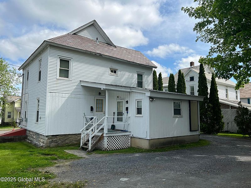 2nd image of 11 Williams Street
